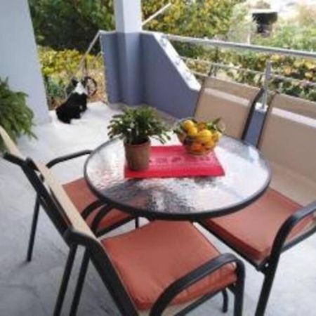 Family House Nino Apartment Kastel Stari ภายนอก รูปภาพ